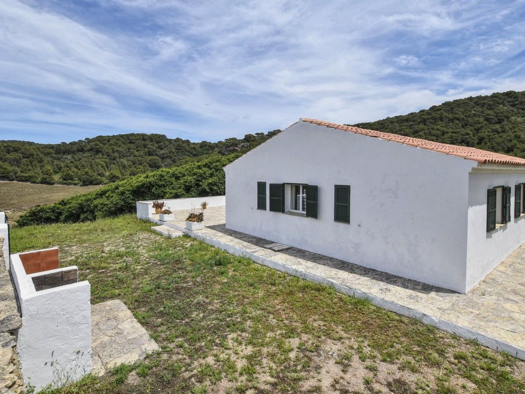 Wunderschönes Landhaus im Landhausstil mit Pool auf dem Land, in der Nähe von M - Image-tags.info