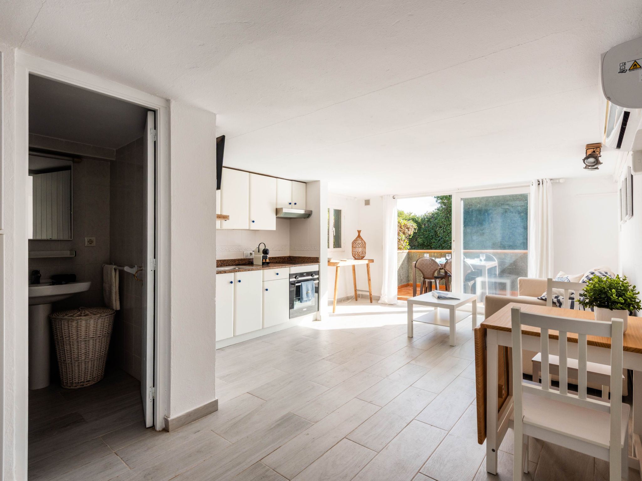 Knus appartement met tuin en zwembad, op 200 meter van zee - foto 13