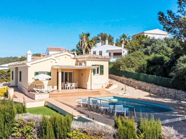 6-persoons villa met privézwembad en zeezicht in Son Bou in Son Bou
