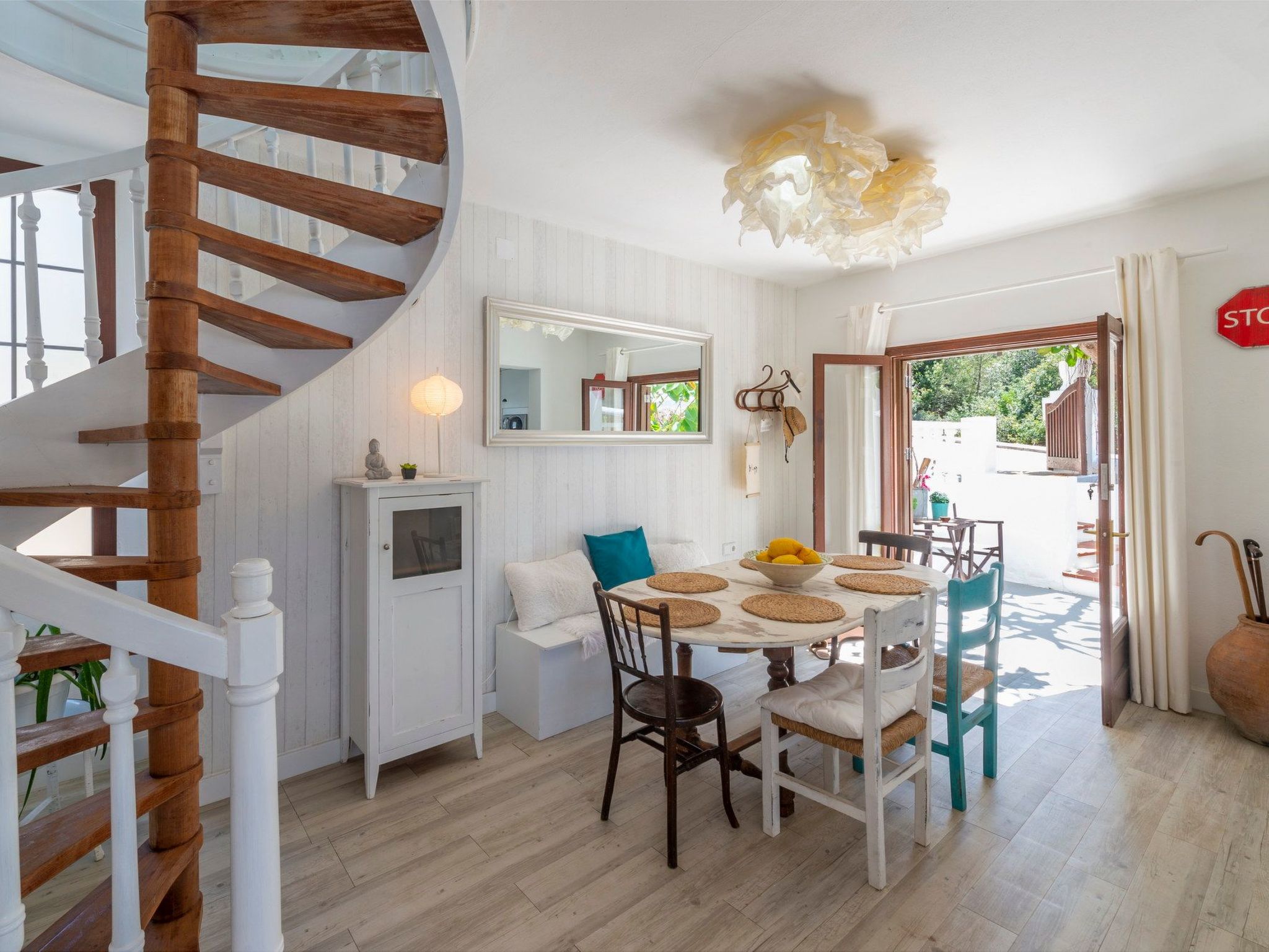 Photo of Strandnahe Villa German mit großer Poolterrasse