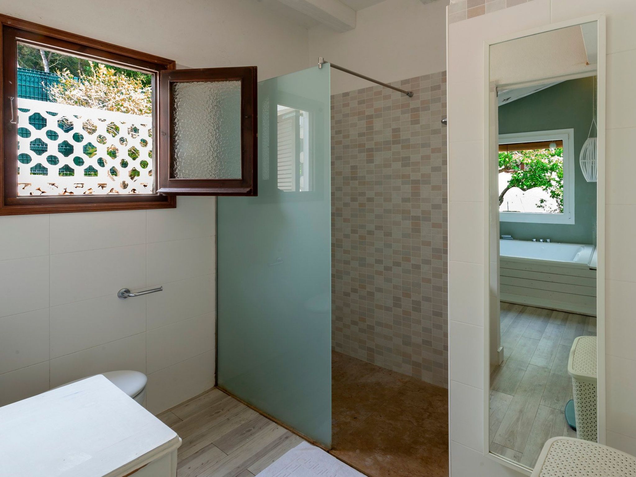 Photo of Strandnahe Villa German mit großer Poolterrasse