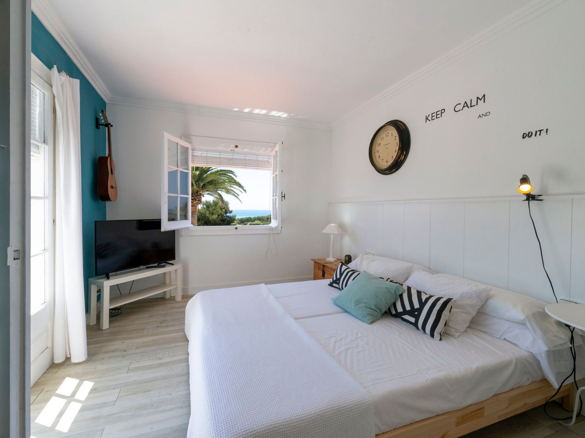 Photo of Strandnahe Villa German mit großer Poolterrasse