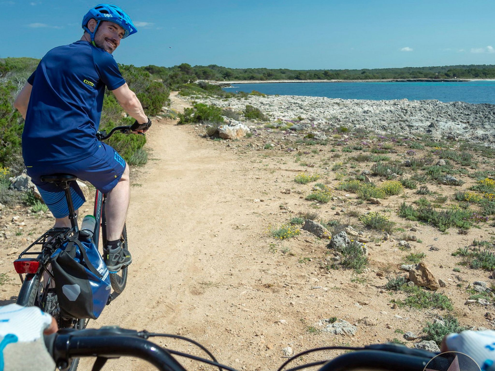 Photo of Strandnahe Villa German mit großer Poolterrasse