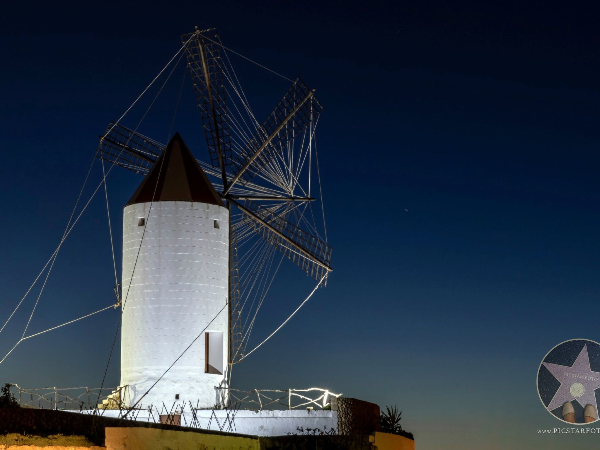 Photo of Strandnahe Villa German mit großer Poolterrasse