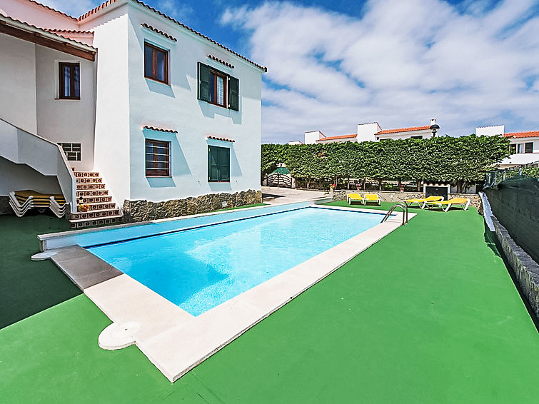 APARTMENT ULLASTRES