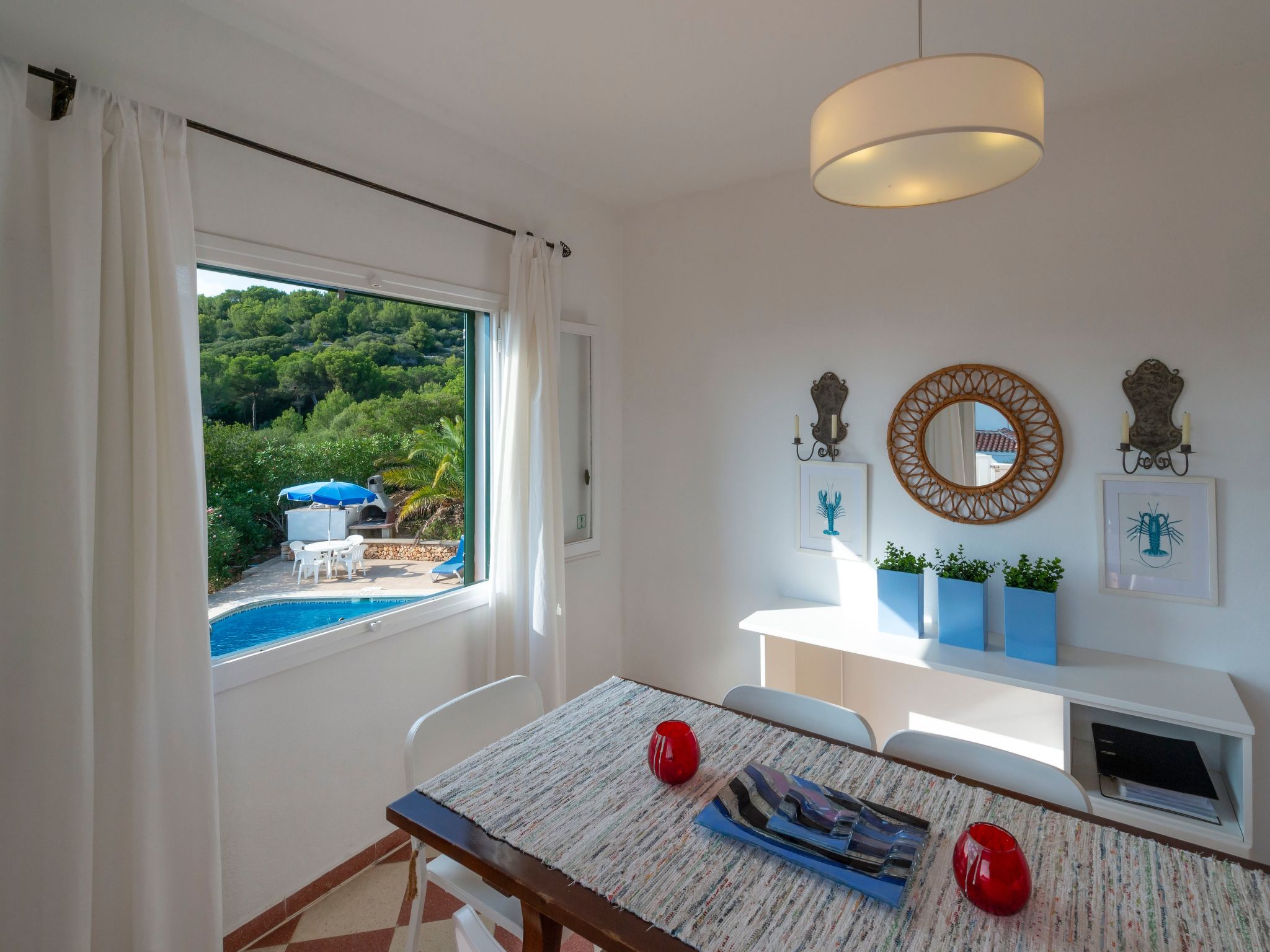 Moderne, frische Familienvilla Allondra-Binnen