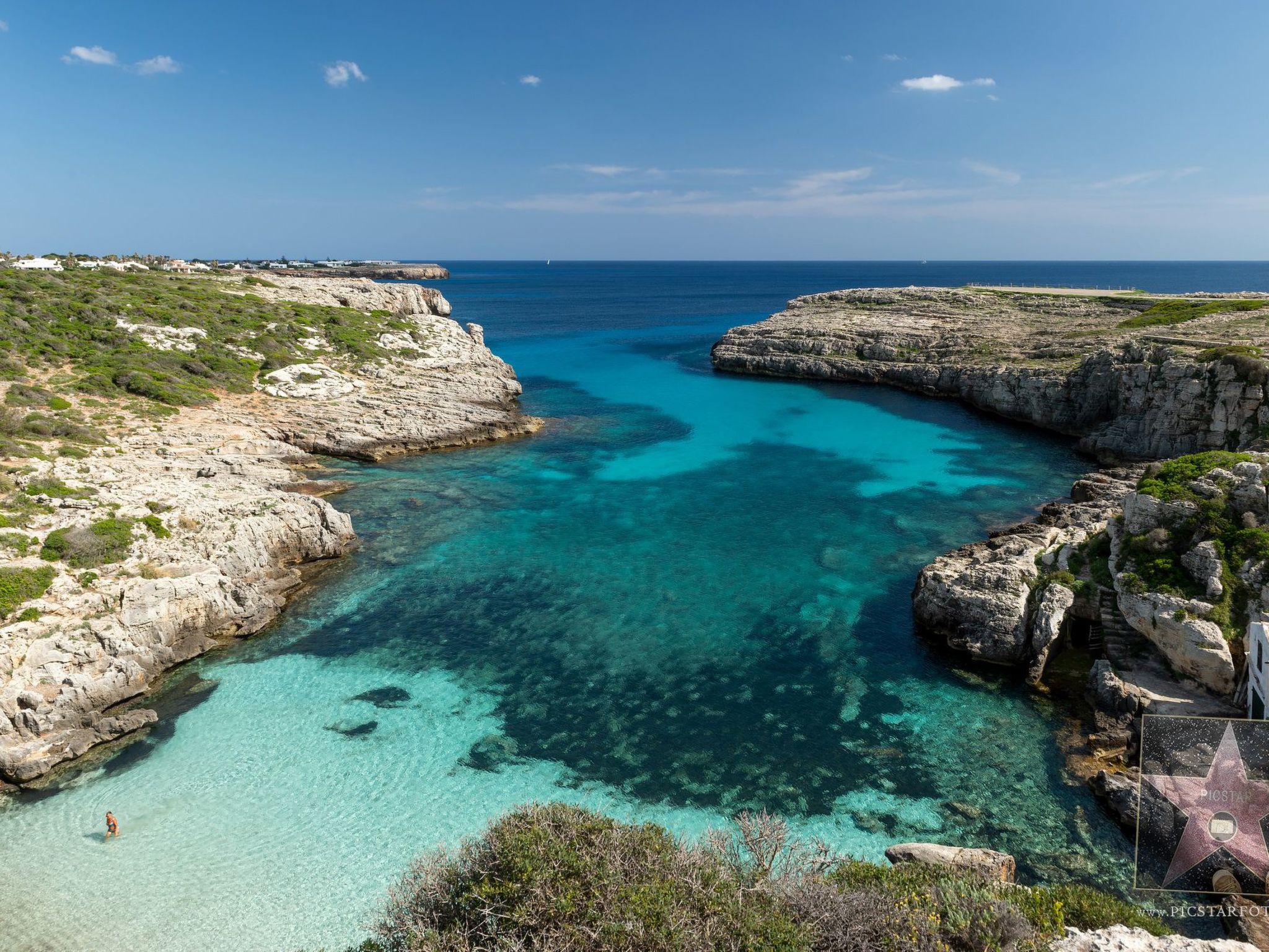 Moderne, frische Familienvilla Allondra-Binnen