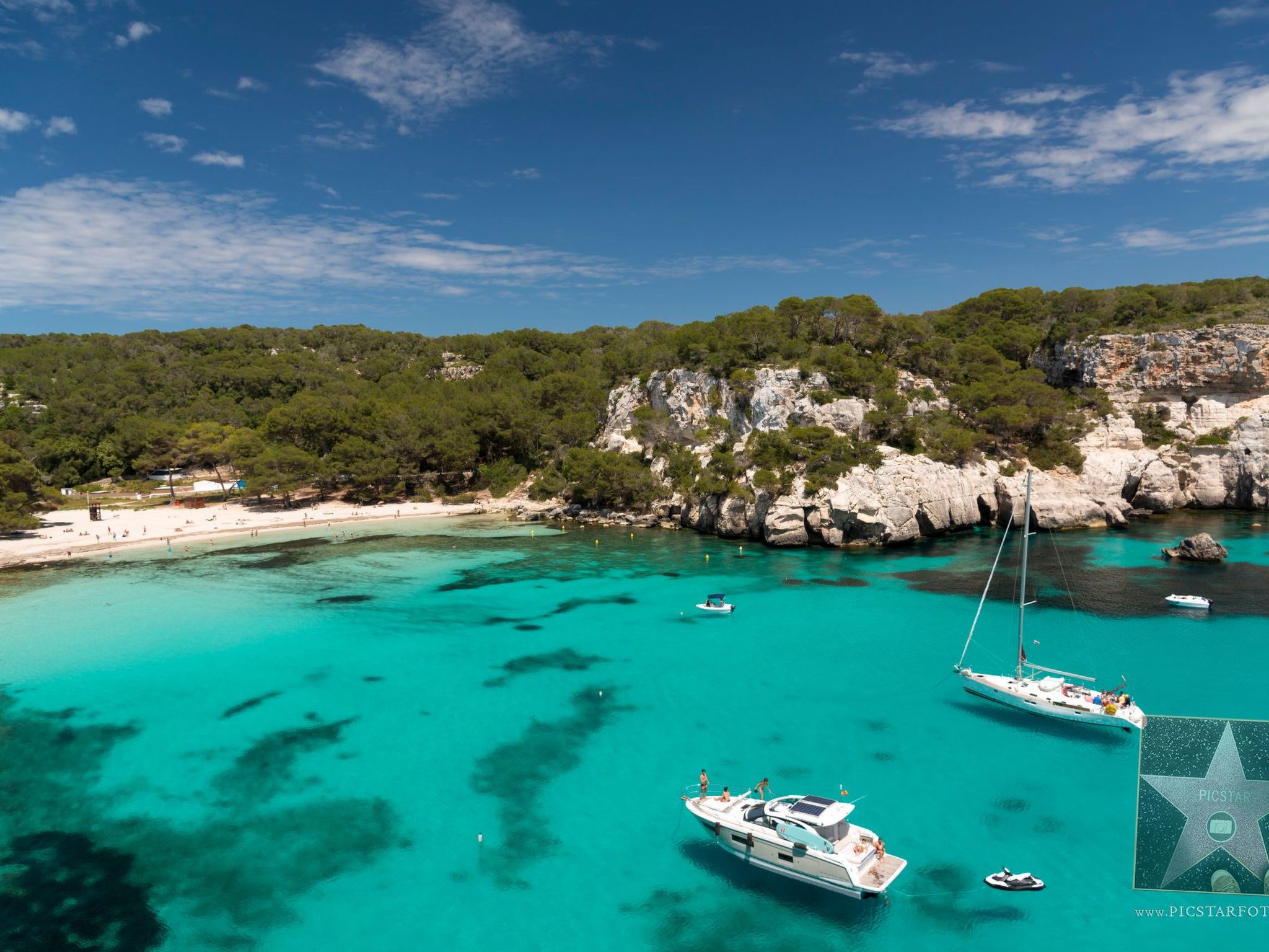 Moderne, frische Familienvilla Allondra-Binnen