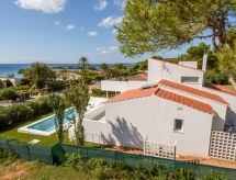 Villa Lucia: Zonovergoten villa met privézwembad en weids uitzicht op zee in Santo Tomas - thumbnail 4