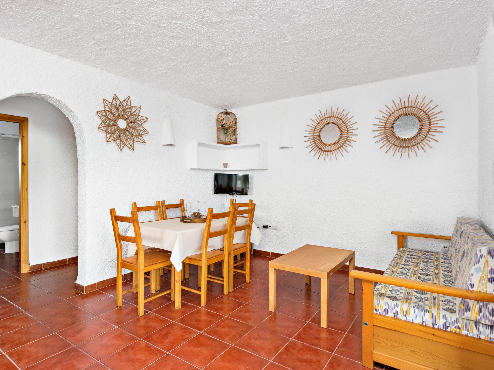 Apartamentos MONSINES 13 C - Binnen