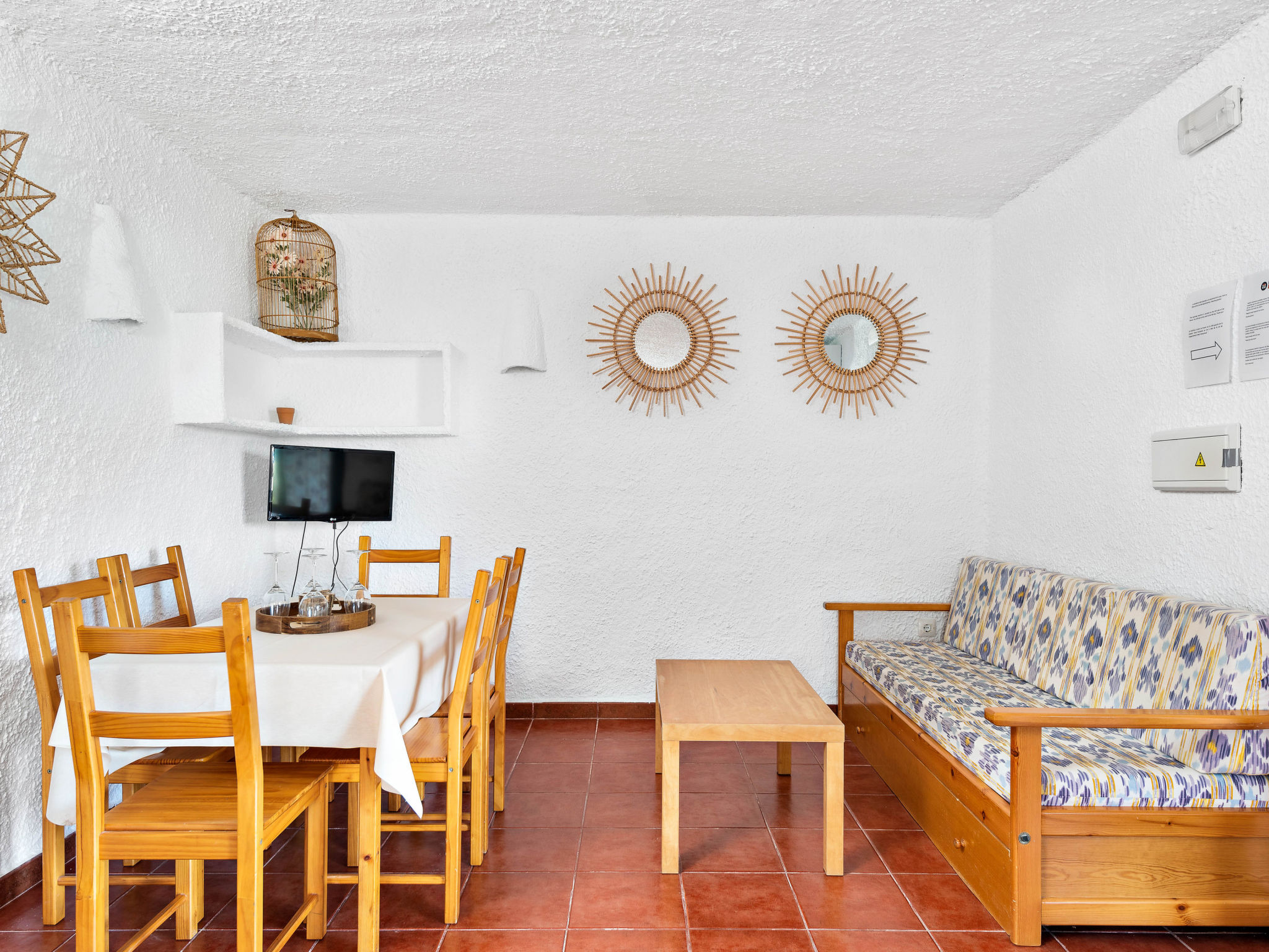Apartamentos MONSINES 13 C - Binnen