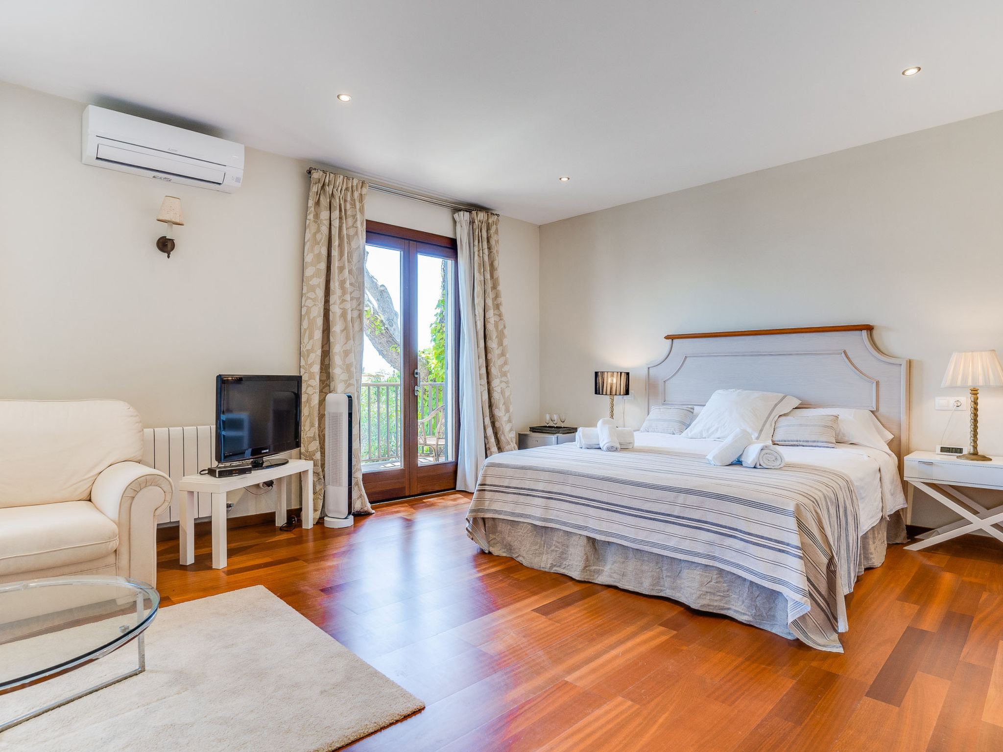 VILLA CALA ESTANCIA MERCEDES - Binnen