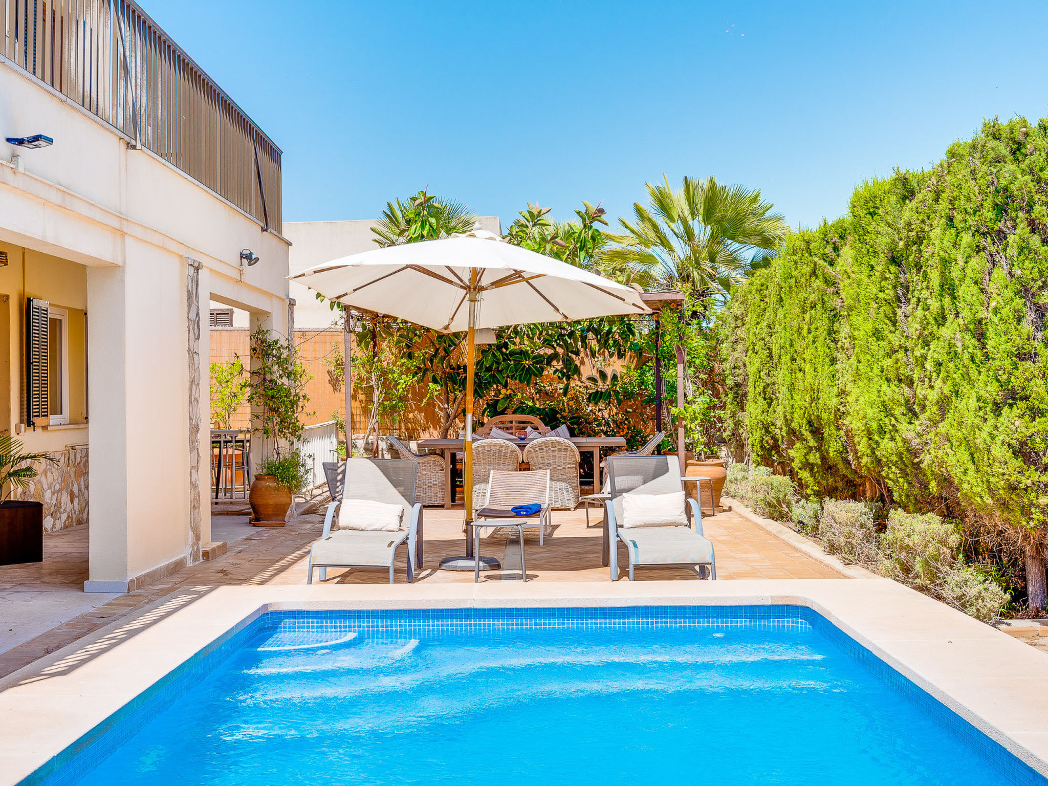 VILLA CALA ESTANCIA MERCEDES