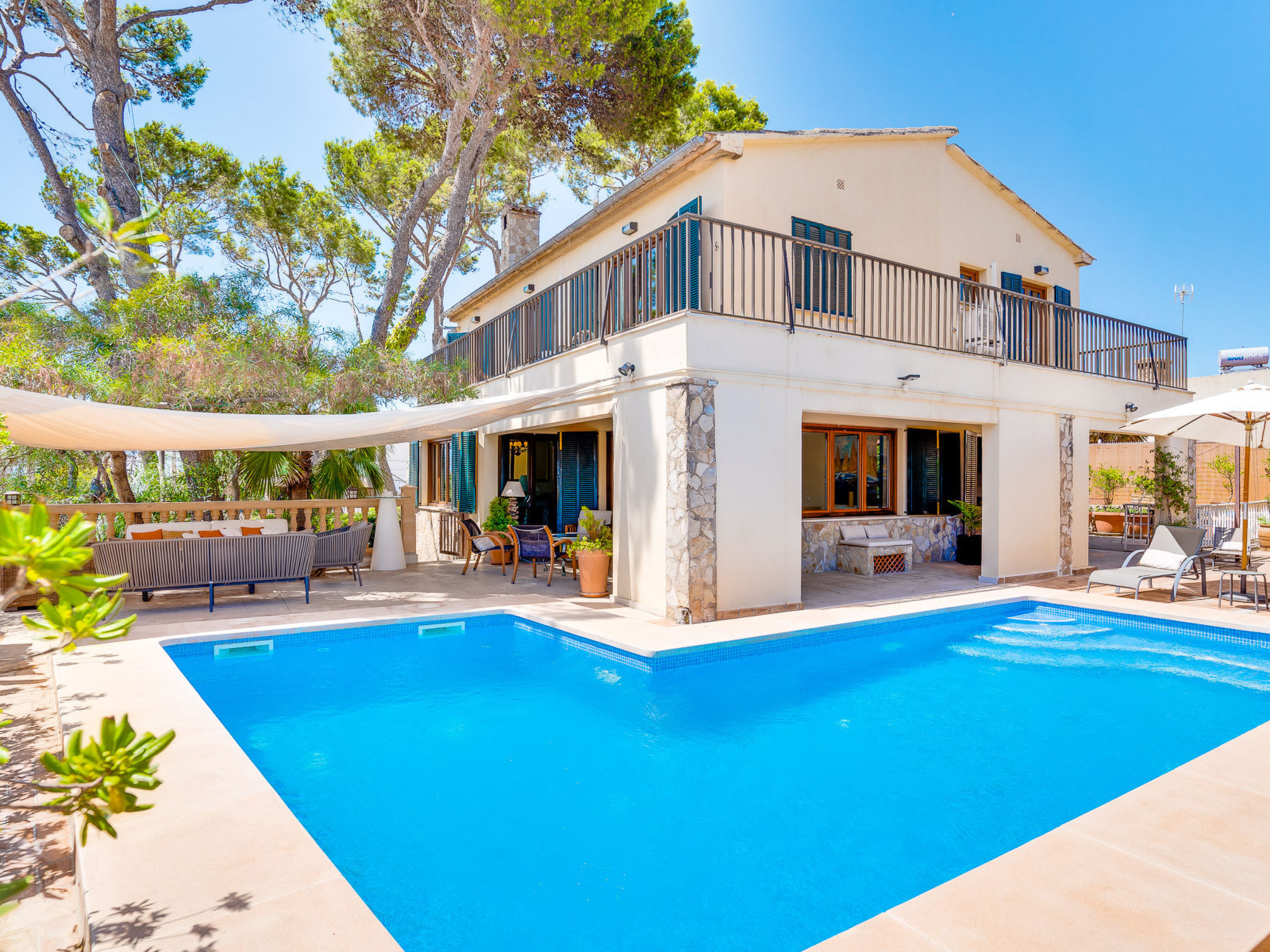 VILLA CALA ESTANCIA MERCEDES