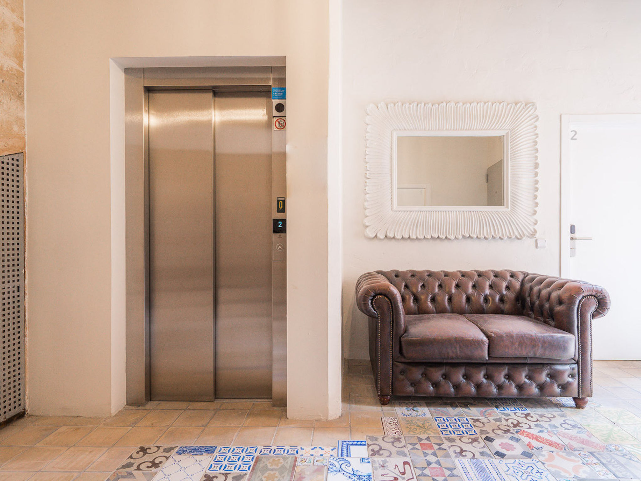 VINTAGE PALMA PALACE (CLASSIC 2) TI/200 - Binnen