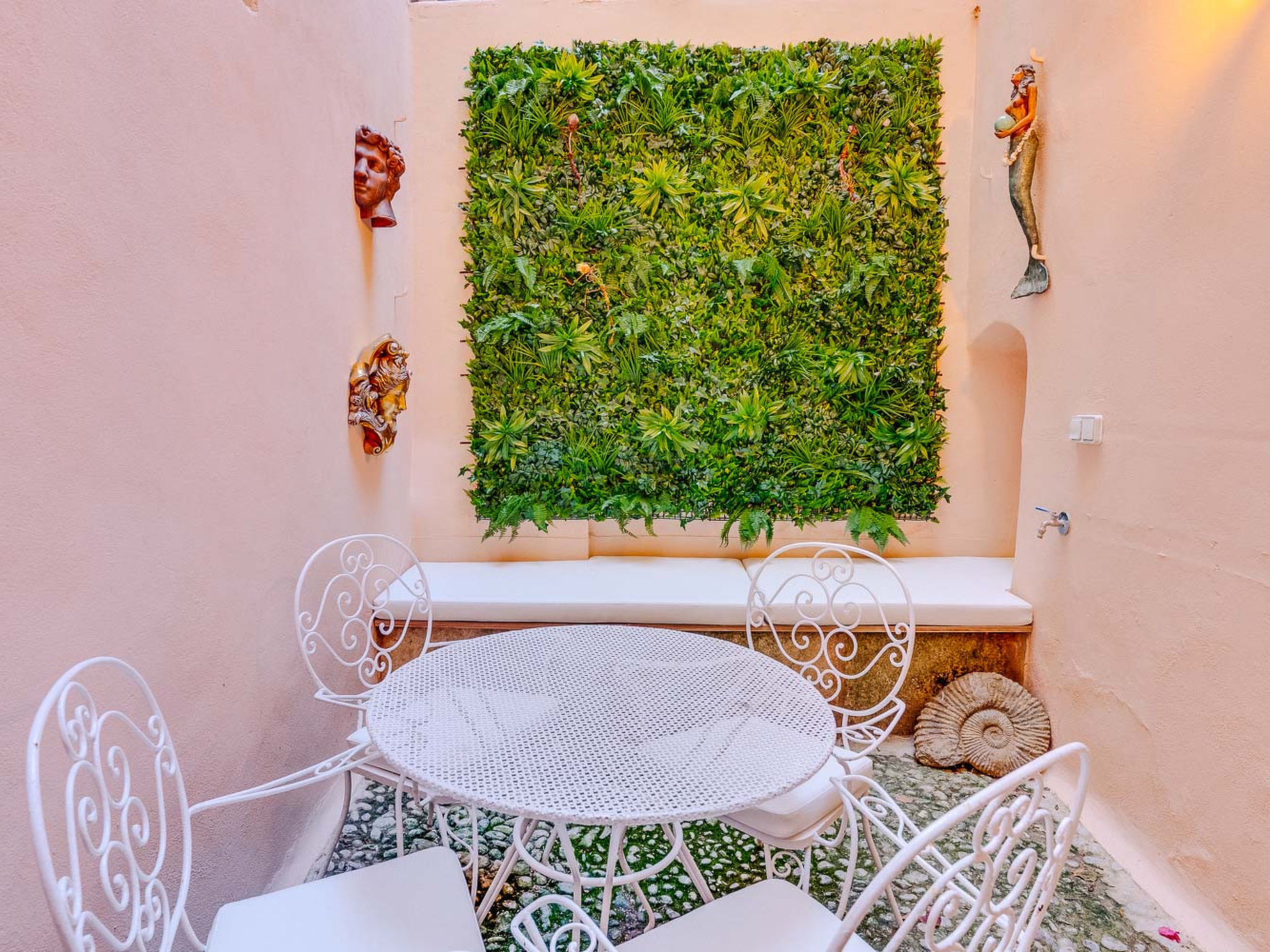 VINTAGE PALMA PALACE (INTERIOR) TI/200 - Buiten