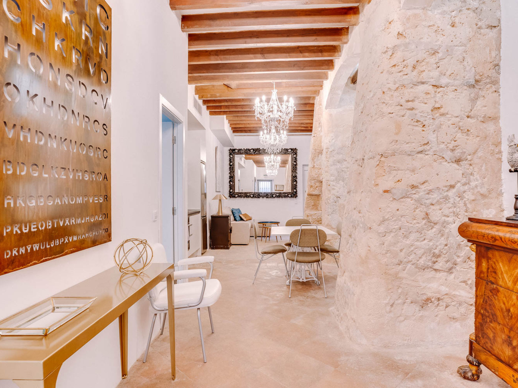 VINTAGE PALMA PALACE (INTERIOR) TI/200 - Binnen