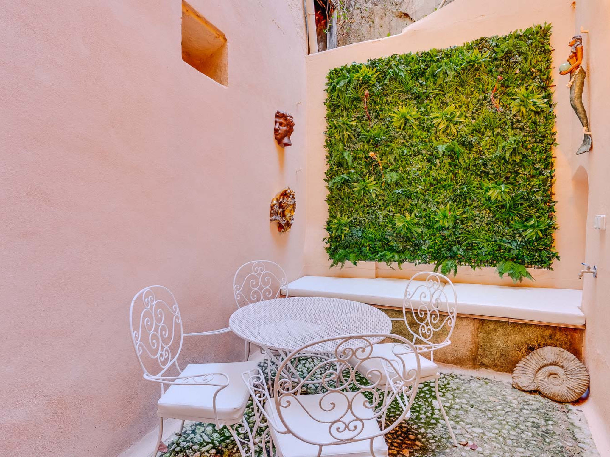 VINTAGE PALMA PALACE (INTERIOR) TI/200