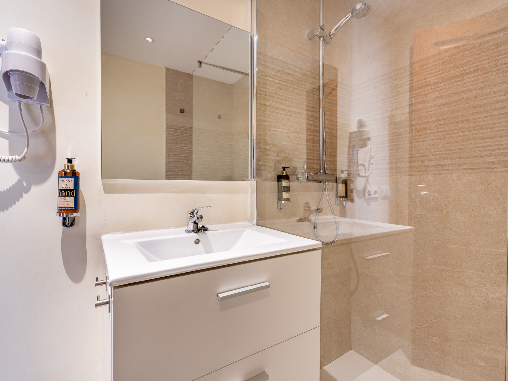 HOLIDAY PALMA APARTMENT 3 - Binnen