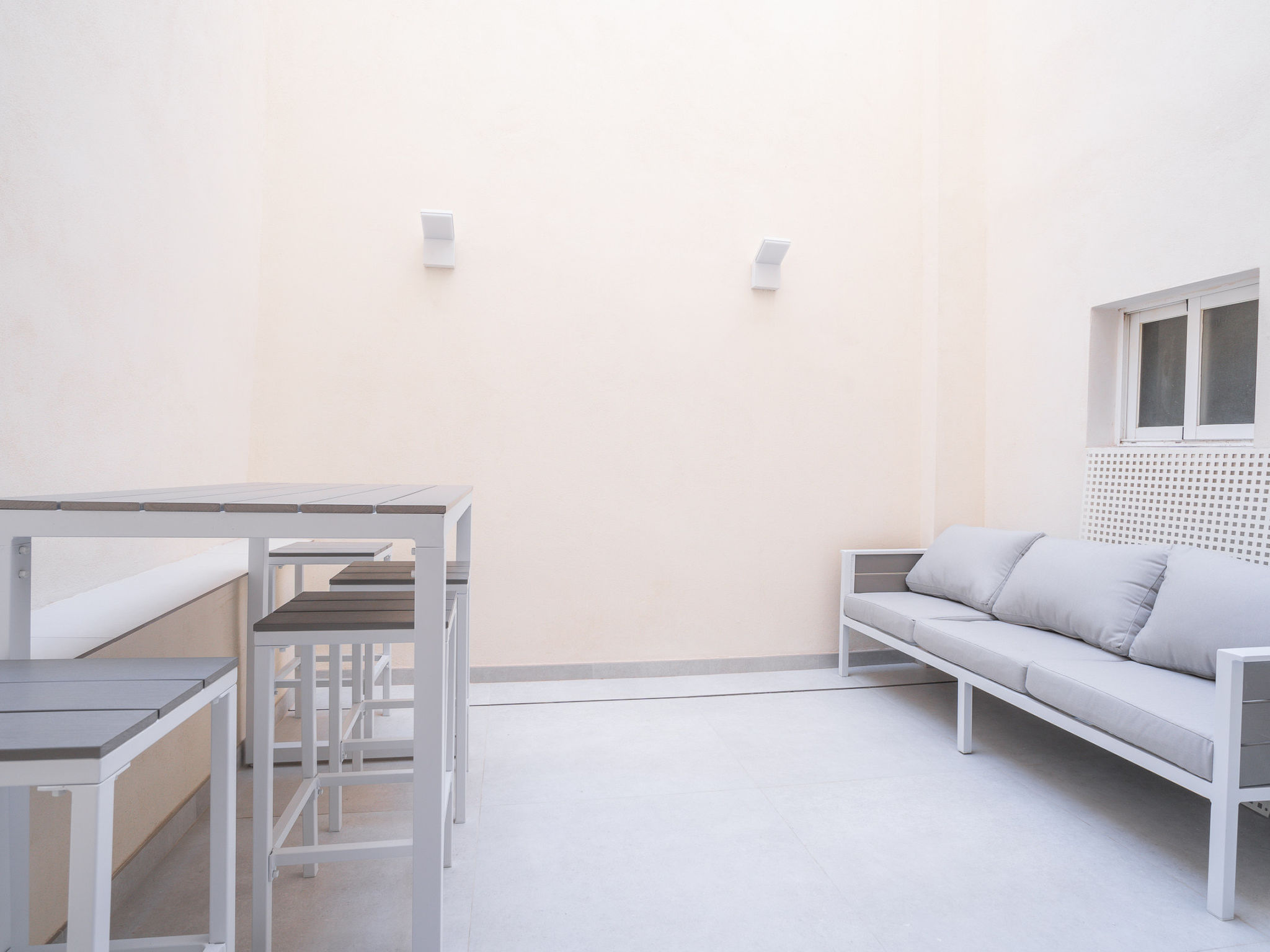 URBAN SUITES GALLERY PALMA TI/75