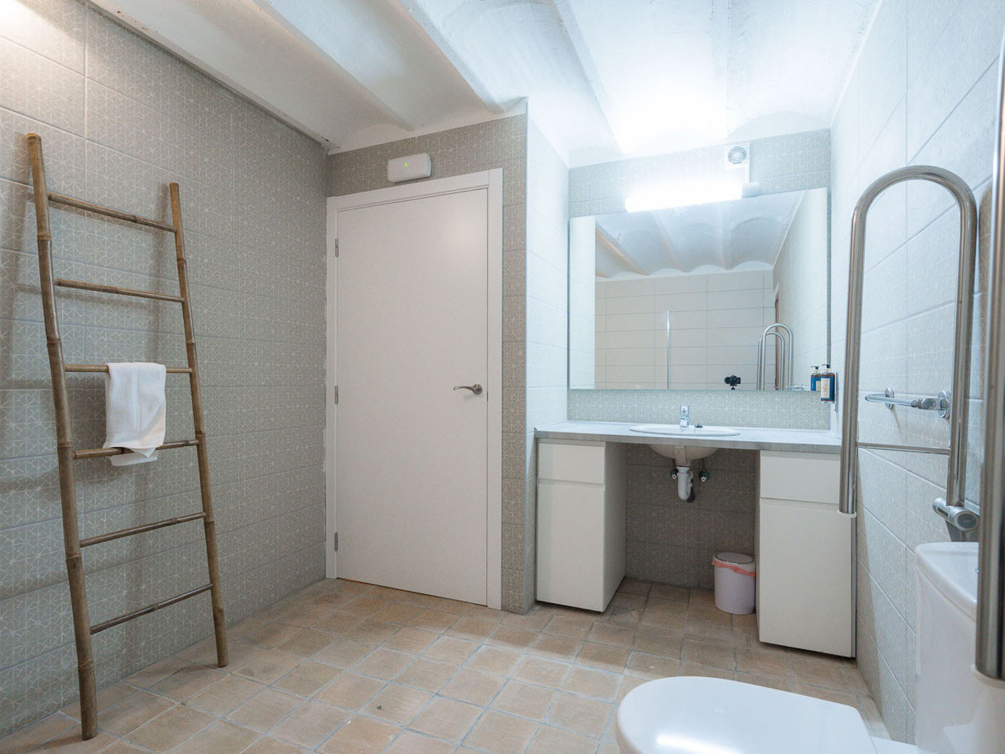 VINTAGE PALMA PALACE (CLASSIC 1) TI/200 - Binnen