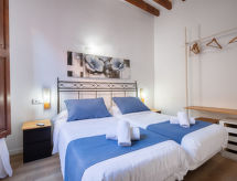 Sfeervol appartement met balkon in Palma de Mallorca voor 4 personen - thumbnail 2