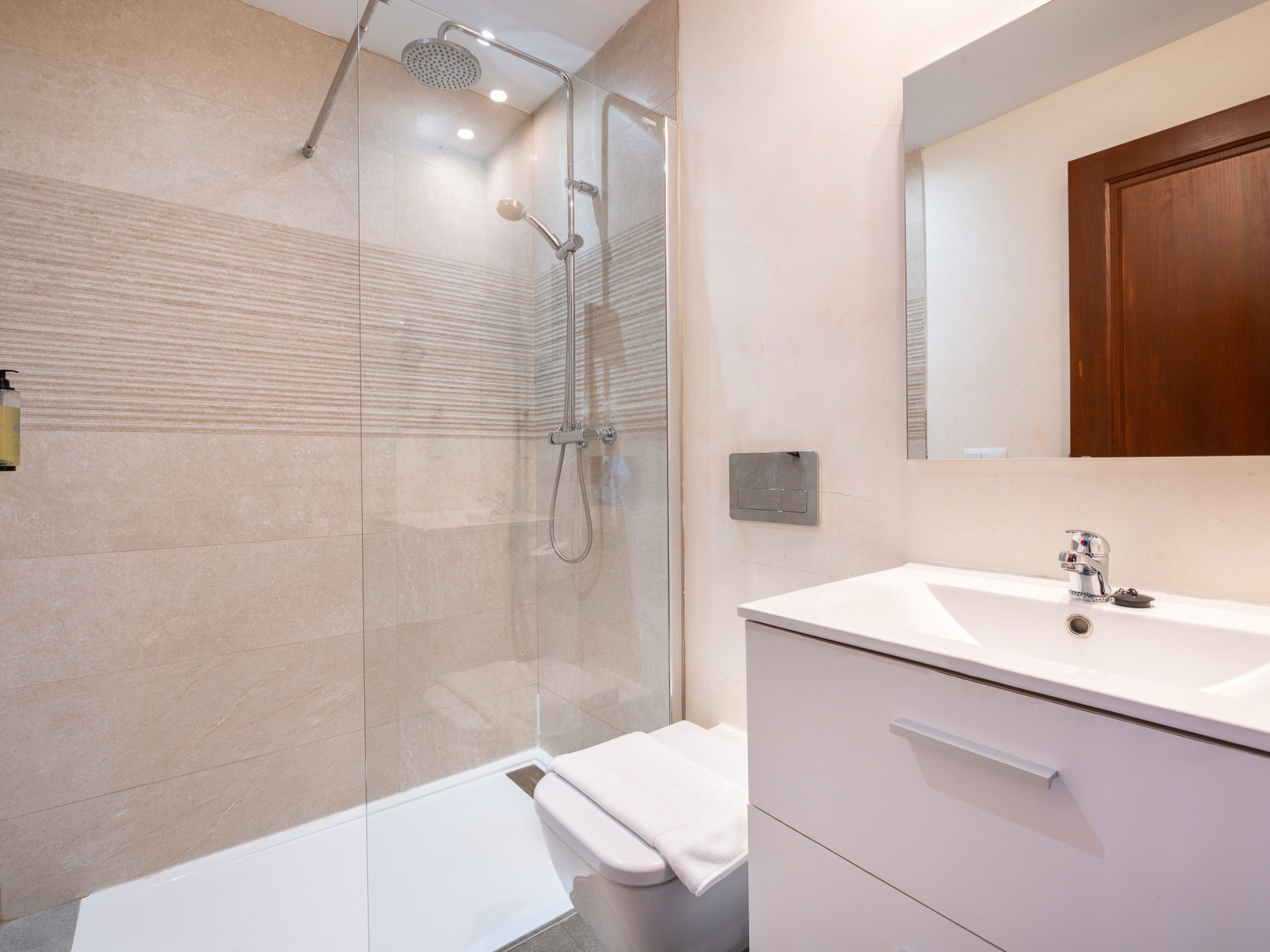 HOLIDAY PALMA APARTMENT 2 - Binnen