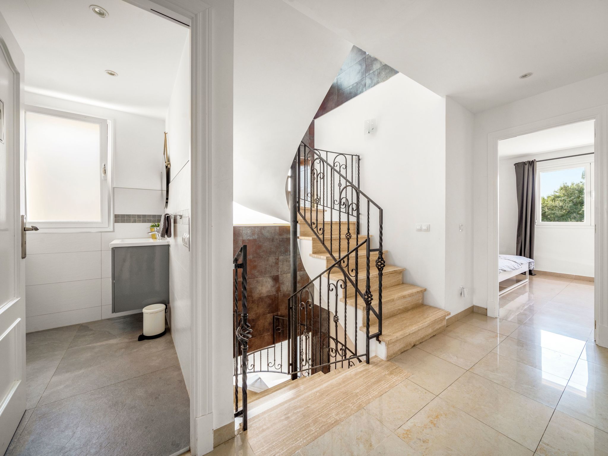 Villa SOL FELOSTAL, 130m zum Strand, nahe Airport und Palma Zentrum-Image-tags.info