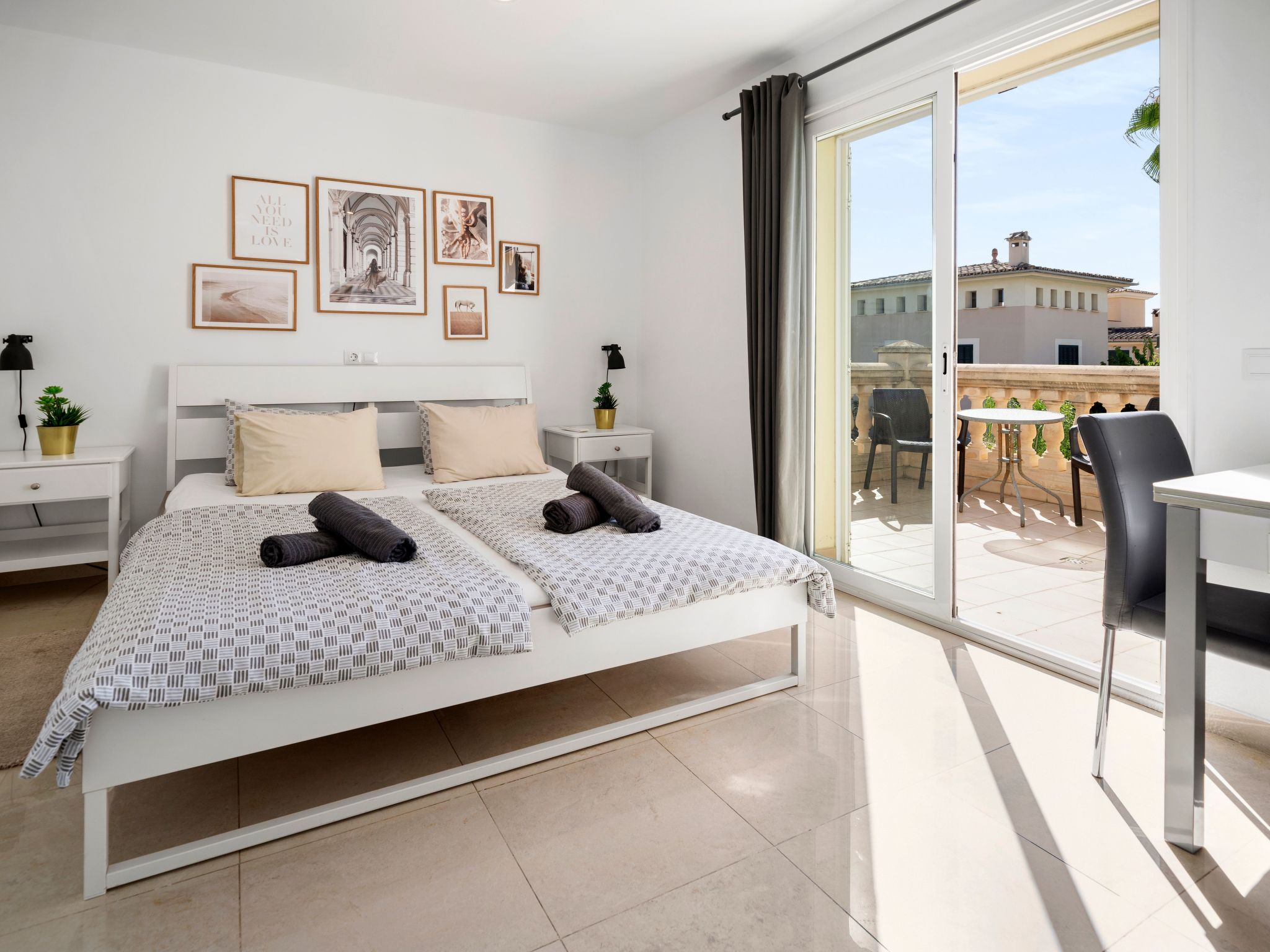 Villa SOL FELOSTAL, 130m zum Strand, nahe Airport und Palma Zentrum-Image-tags.info