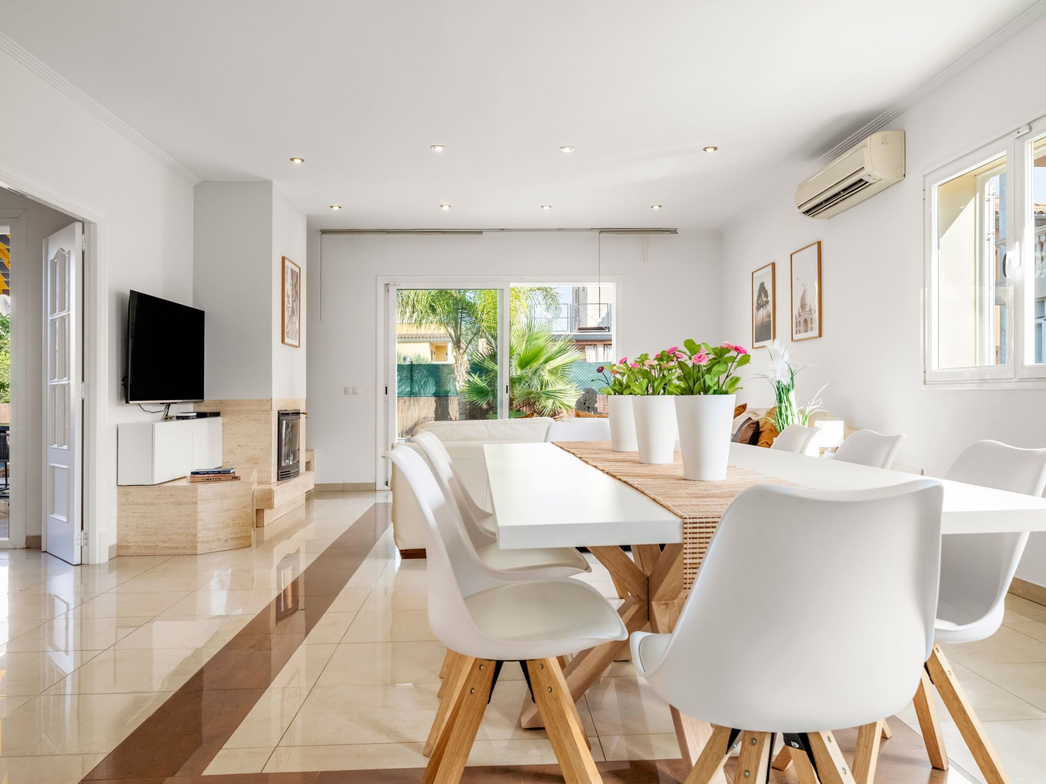 Villa SOL FELOSTAL, 130m zum Strand, nahe Airport und Palma Zentrum-Image-tags.info