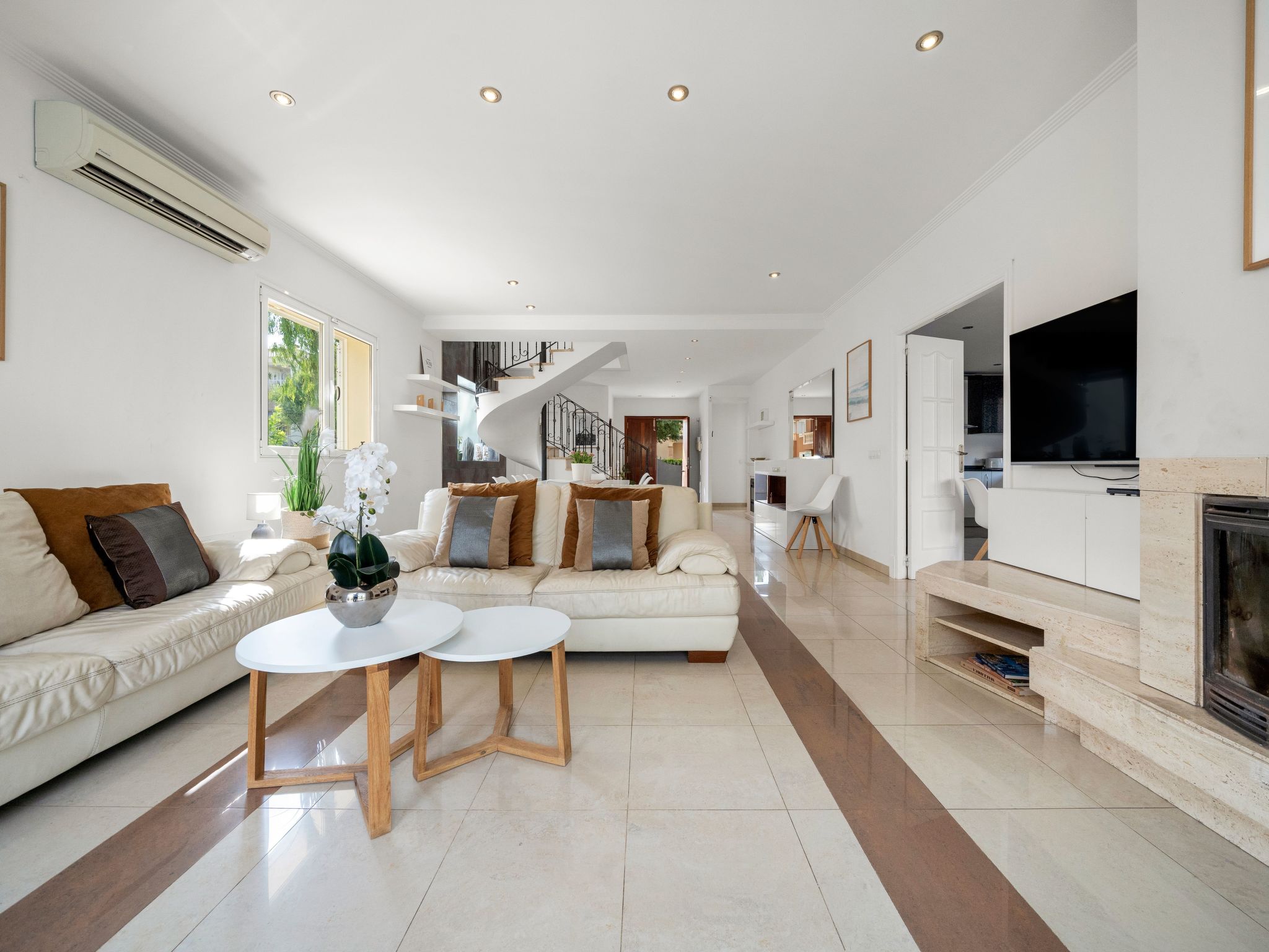 Villa SOL FELOSTAL, 130m zum Strand, nahe Airport und Palma Zentrum-Image-tags.info