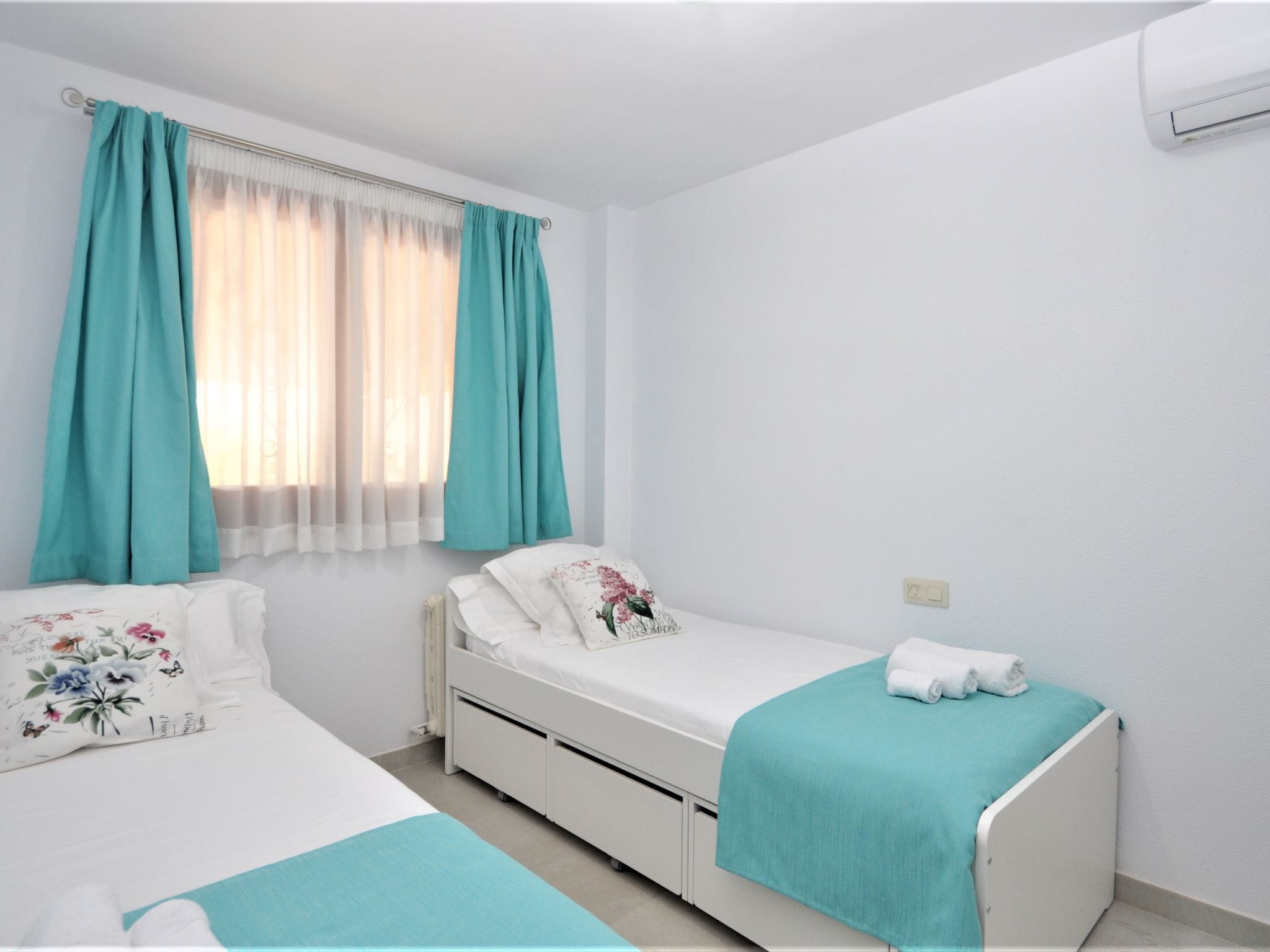 Photo of Villa PEP POMAR para 6 personas a sólo 8 kilómet