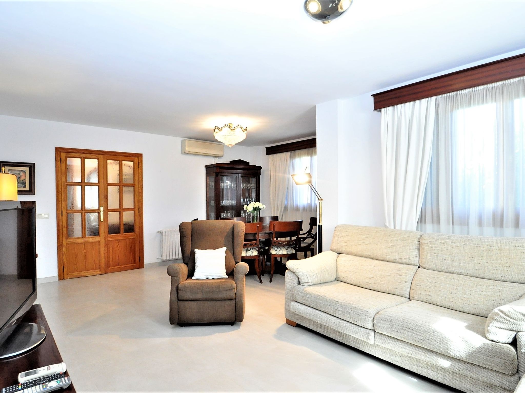 Photo of Villa PEP POMAR para 6 personas a sólo 8 kilómet