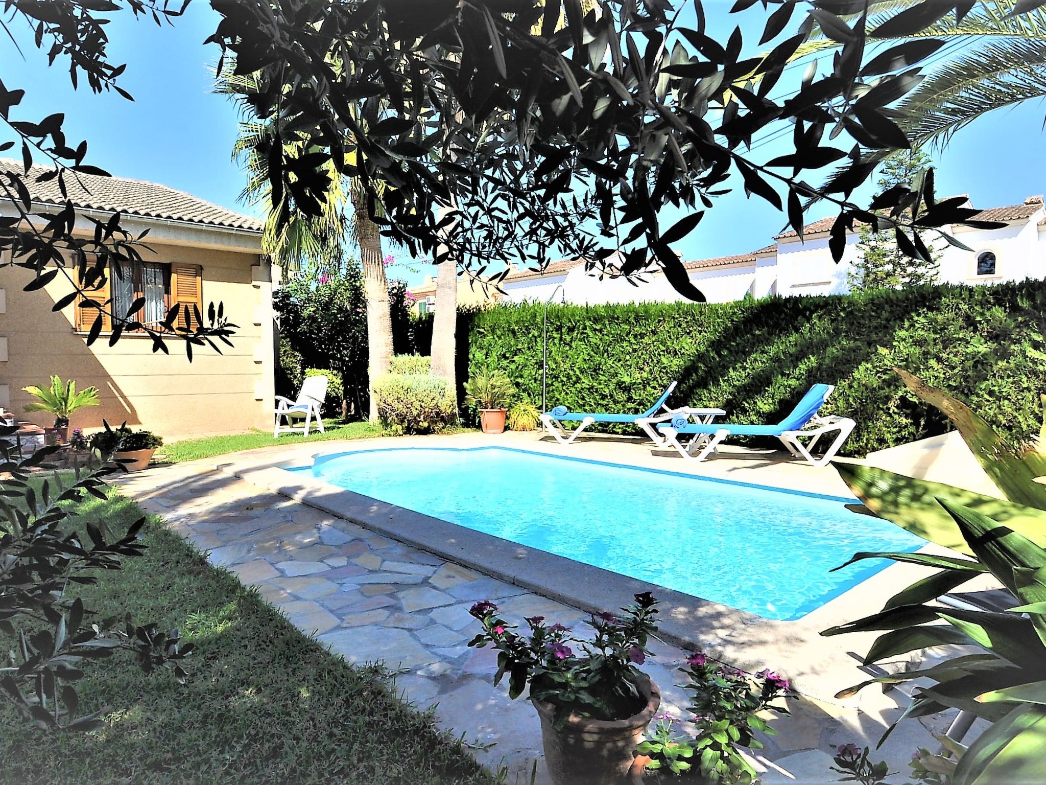 Photo of Villa PEP POMAR para 6 personas a sólo 8 kilómet