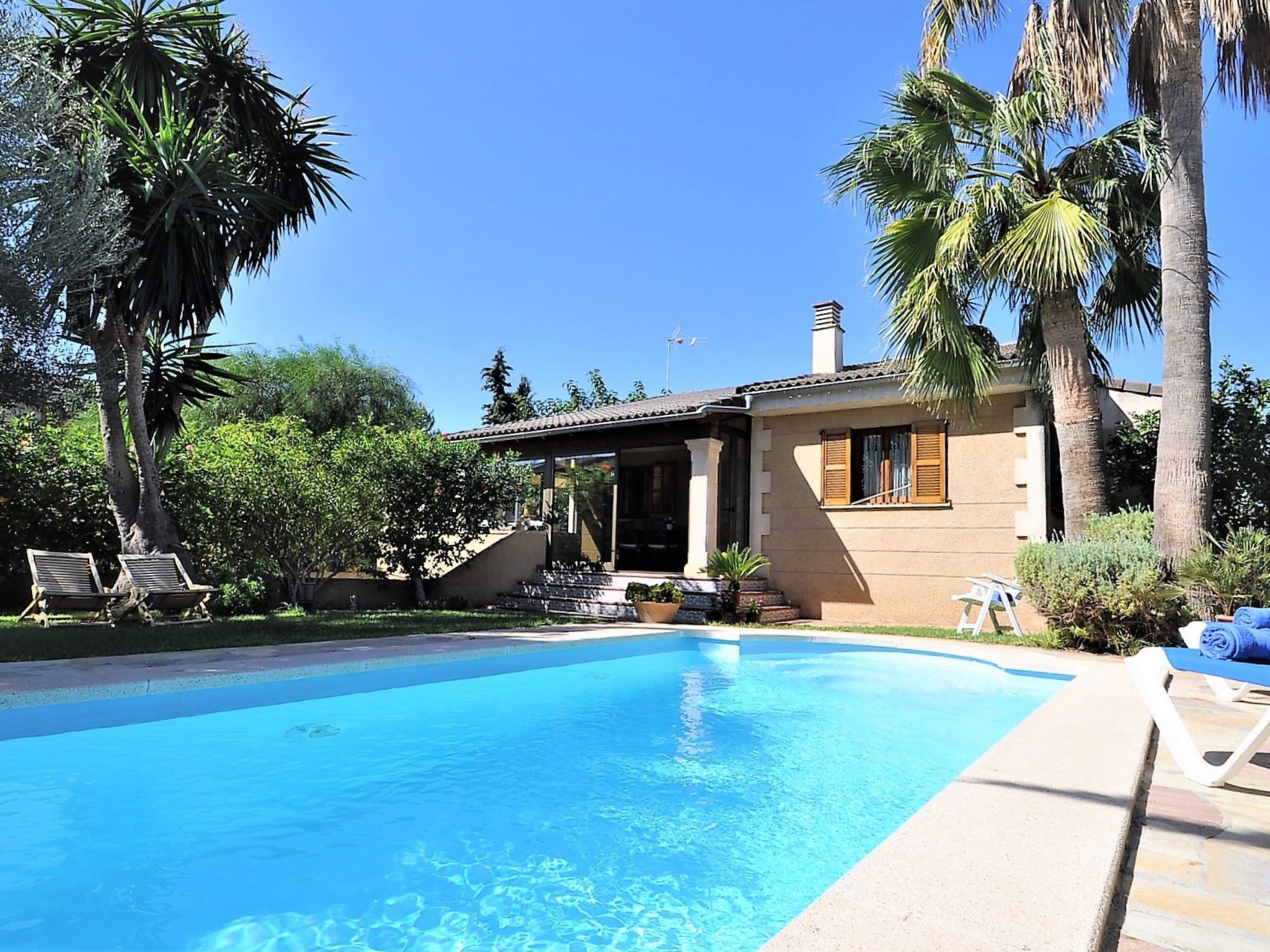 Photo of Villa PEP POMAR para 6 personas a sólo 8 kilómet
