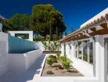 Villa Oasis Terra Blanca: Luxe aan de golfbaan bij Palma - thumbnail 2