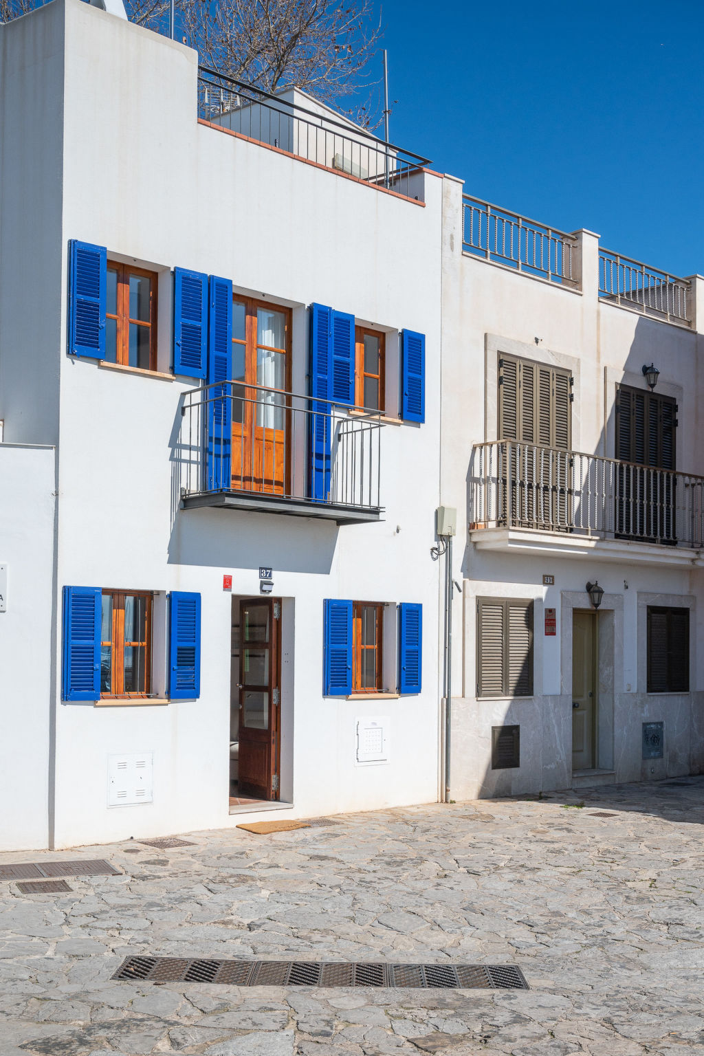 MOLI 37 HOUSE - PORT VIEW TERRACE - Buiten