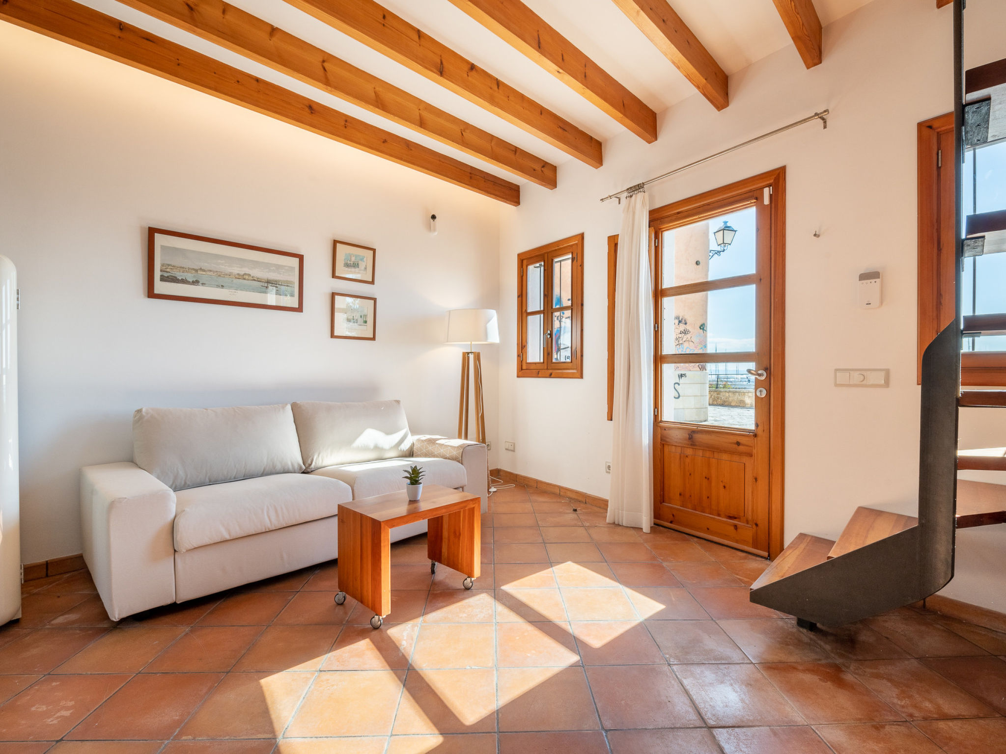 MOLI 37 HOUSE - PORT VIEW TERRACE - Binnen