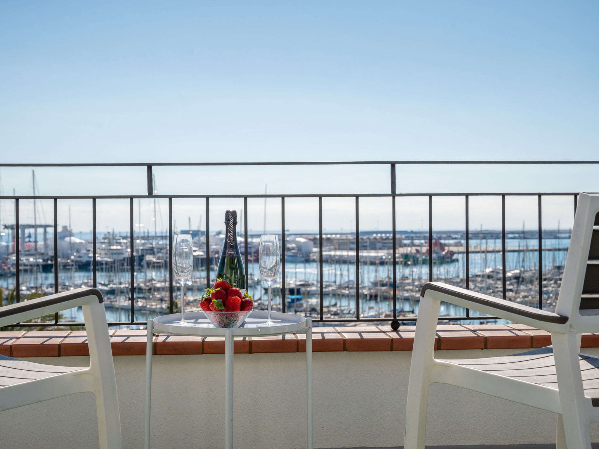 MOLI 37 HOUSE - PORT VIEW TERRACE - Buiten