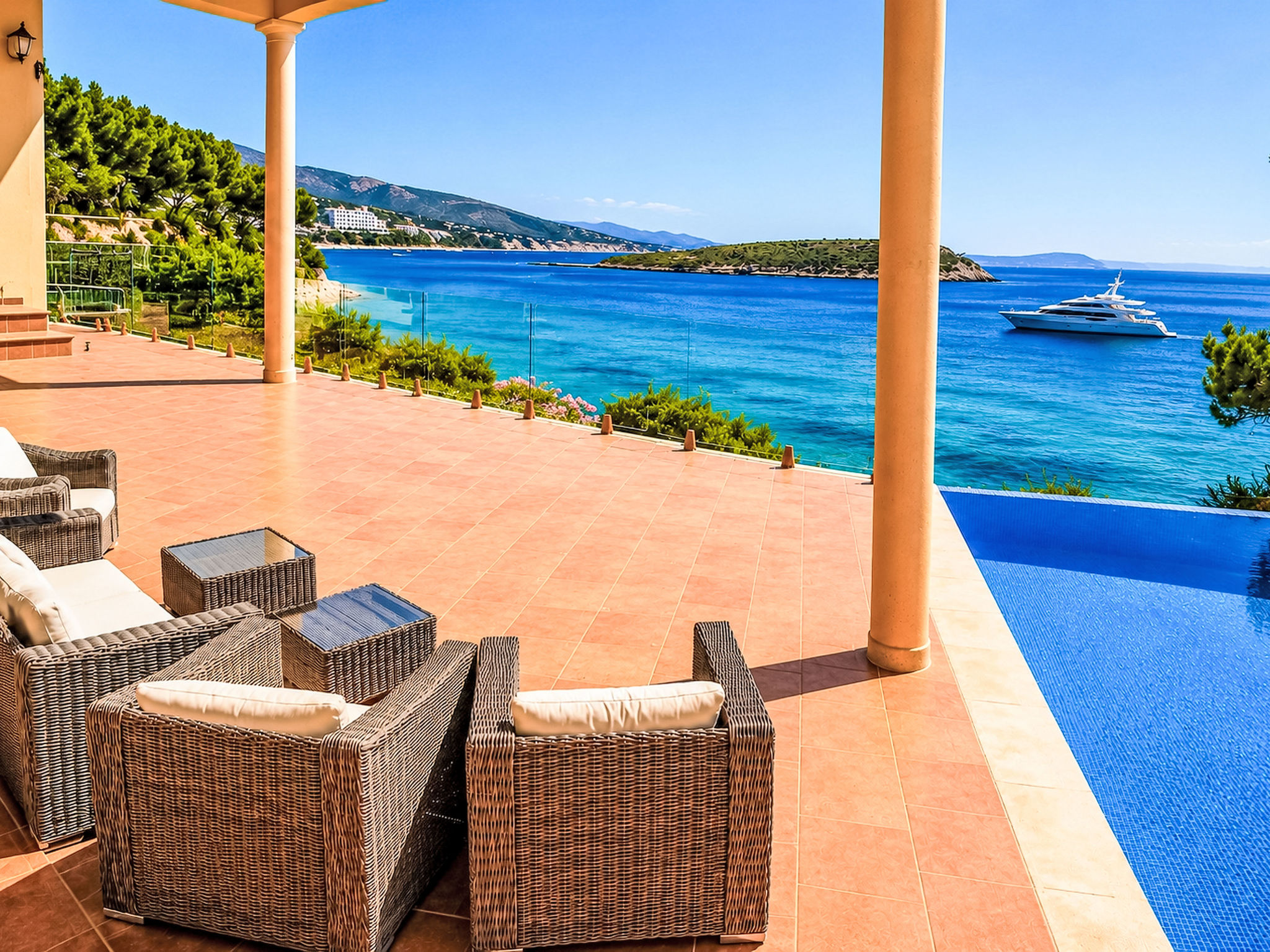 Spektakuläre Villa am Meer - Drinnen