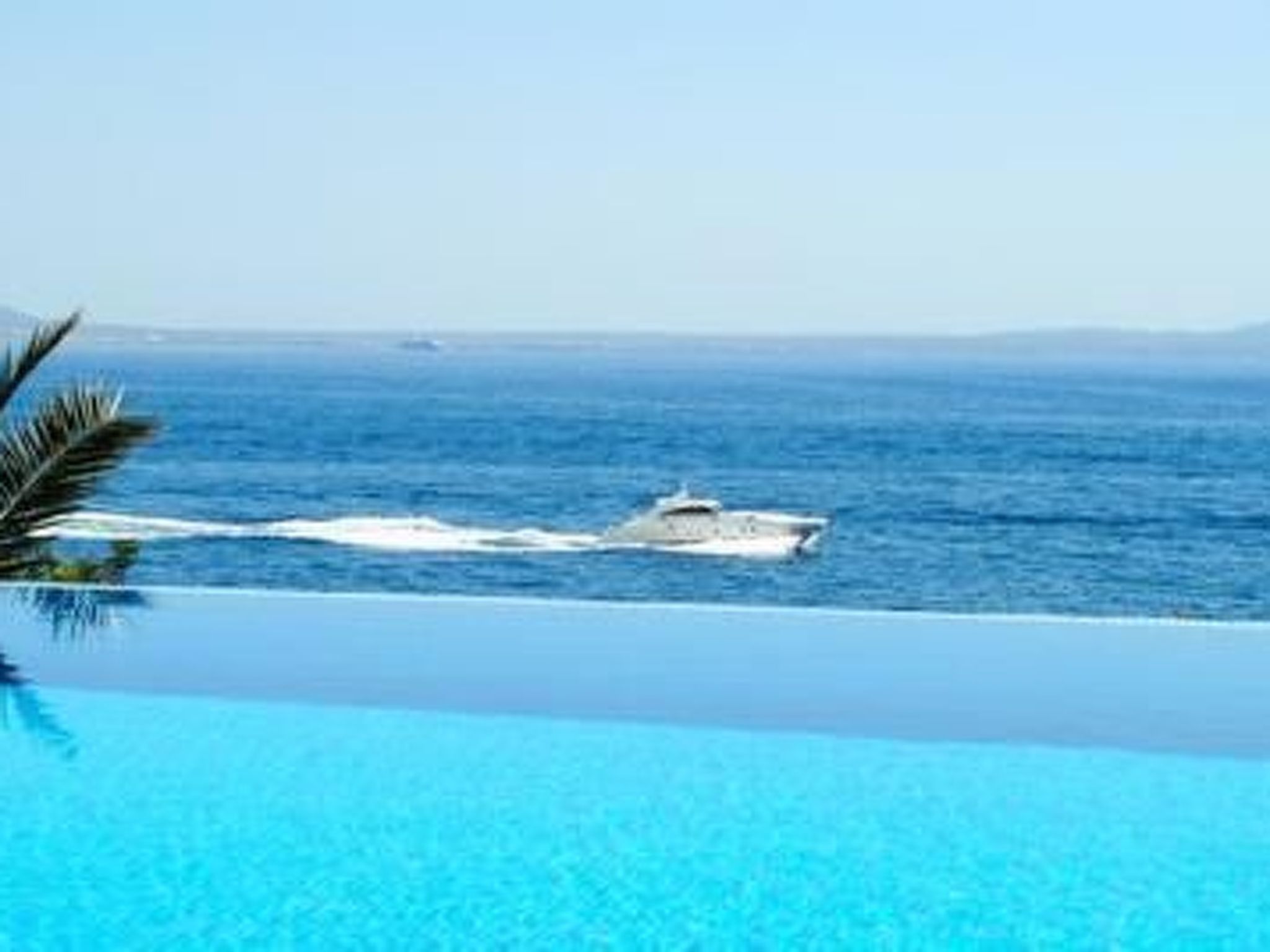 Spektakuläre Villa am Meer-Binnen