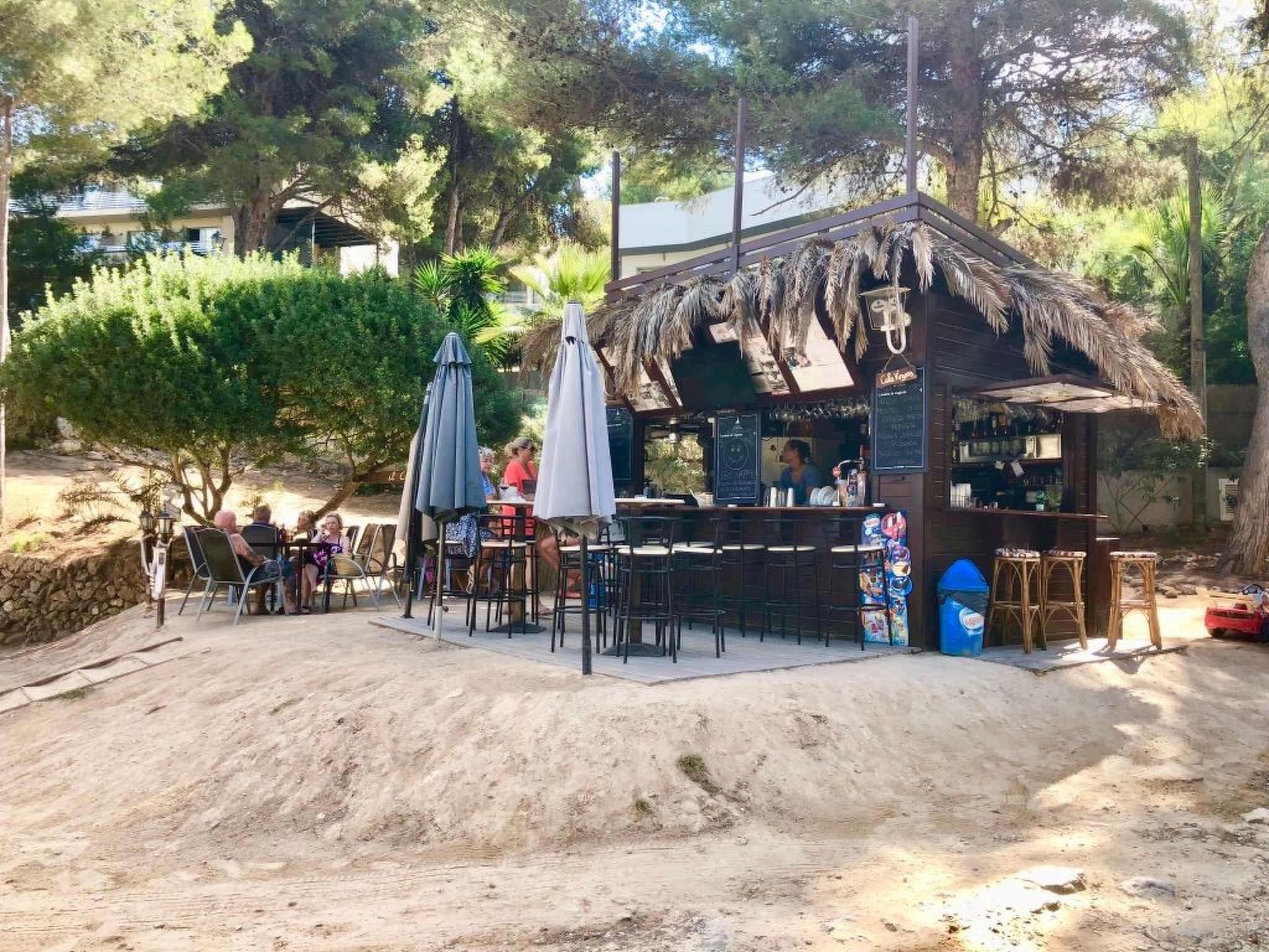 Spektakuläre Villa am Meer-Binnen