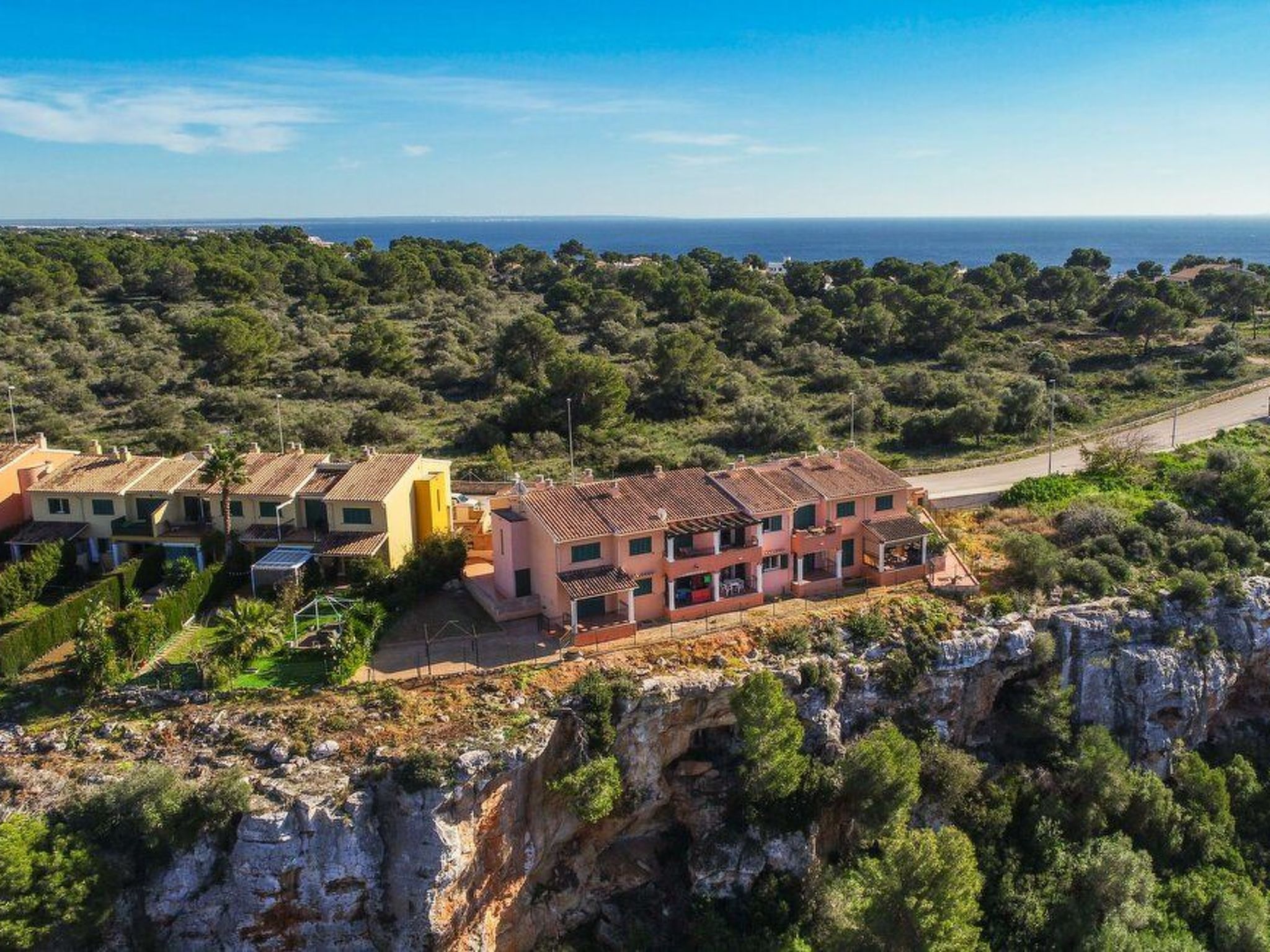 THE TORRENT'S OBSERVER HOLIDAY HOME ( CALA PI ) Smart TV ( Netflix ) Air Condit