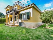 Mediterranes Appartement mit Pool