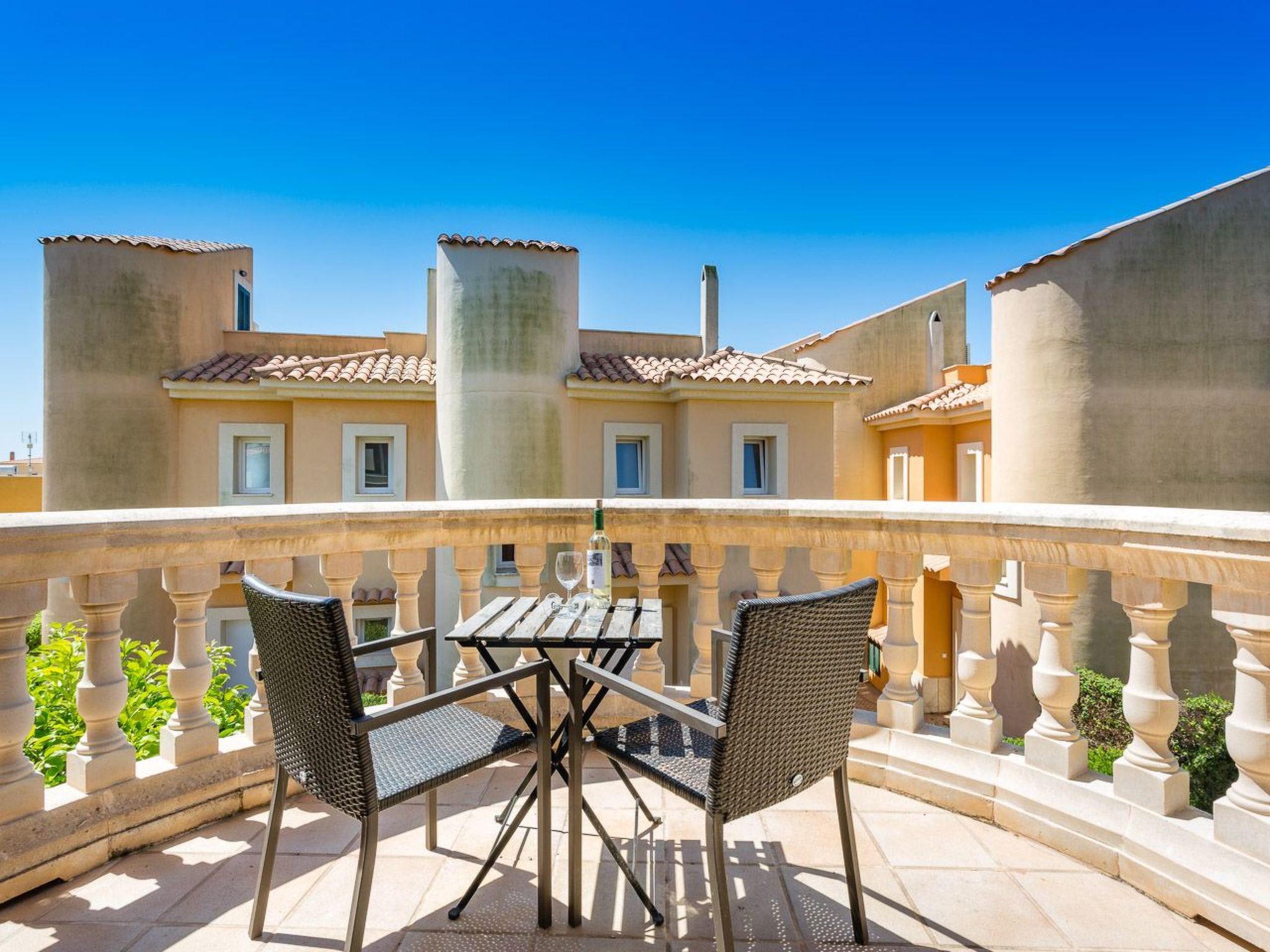 Schönes, mediterranes Ferienhaus-Dehors