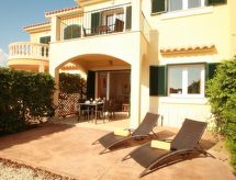 Mediterranes Ferienhaus mit privatem Garten
