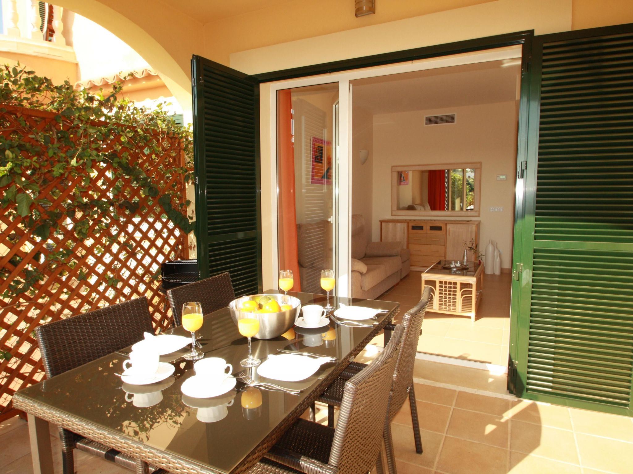 Mediterranes Ferienhaus mit privatem Garten