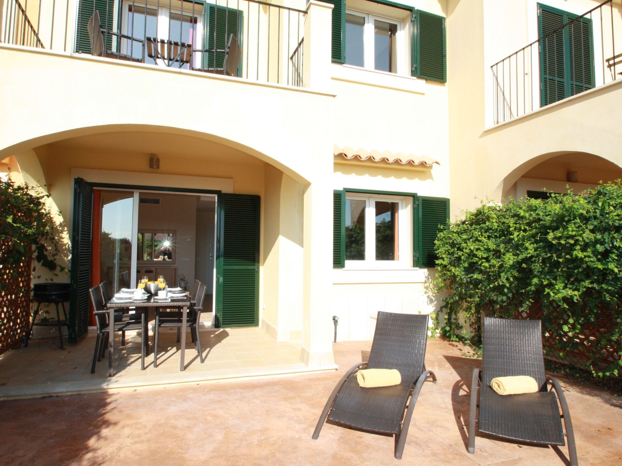 Mediterranes Ferienhaus mit privatem Garten