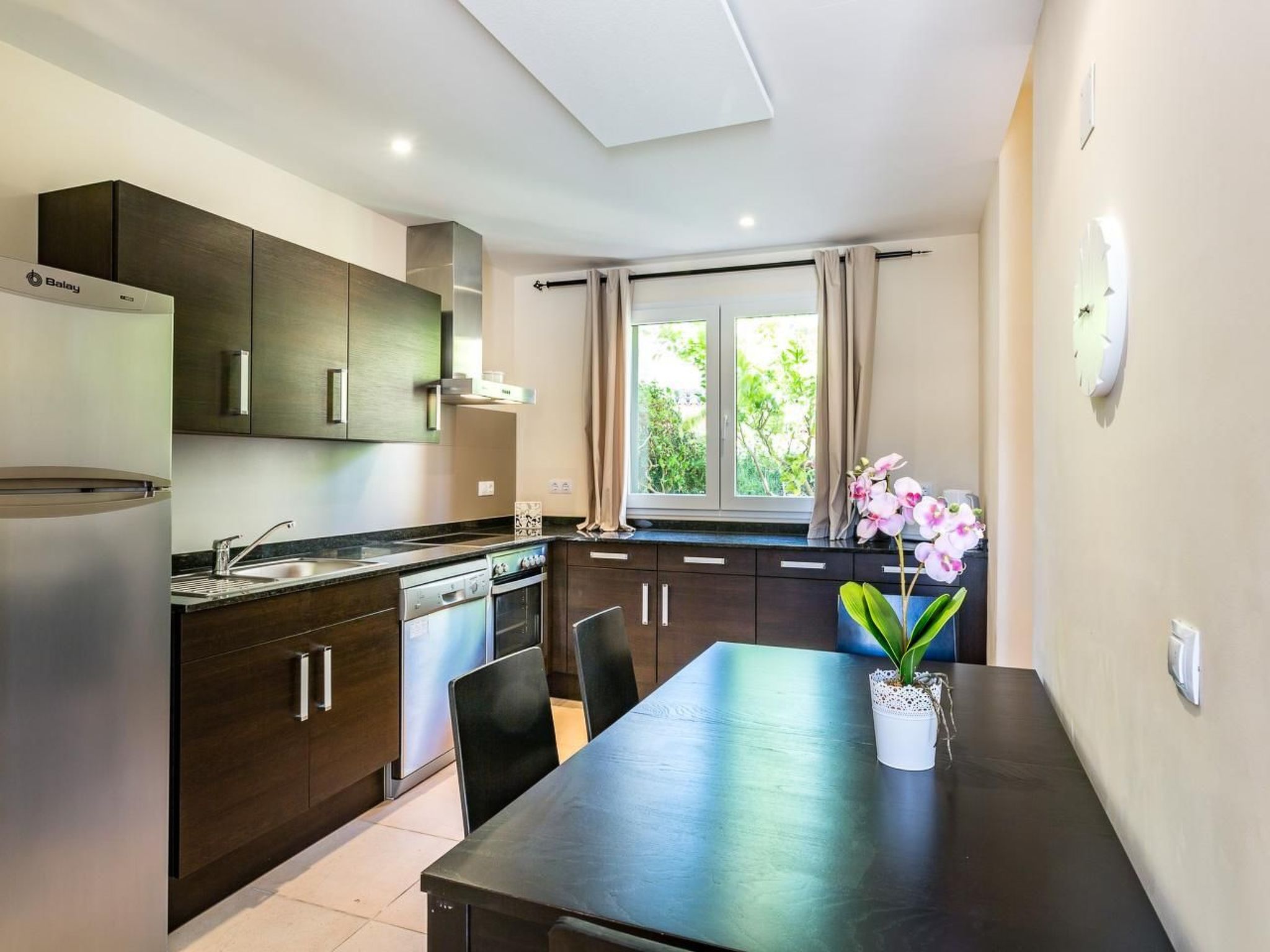 Strandnahes Ferienhaus mit Terrasse