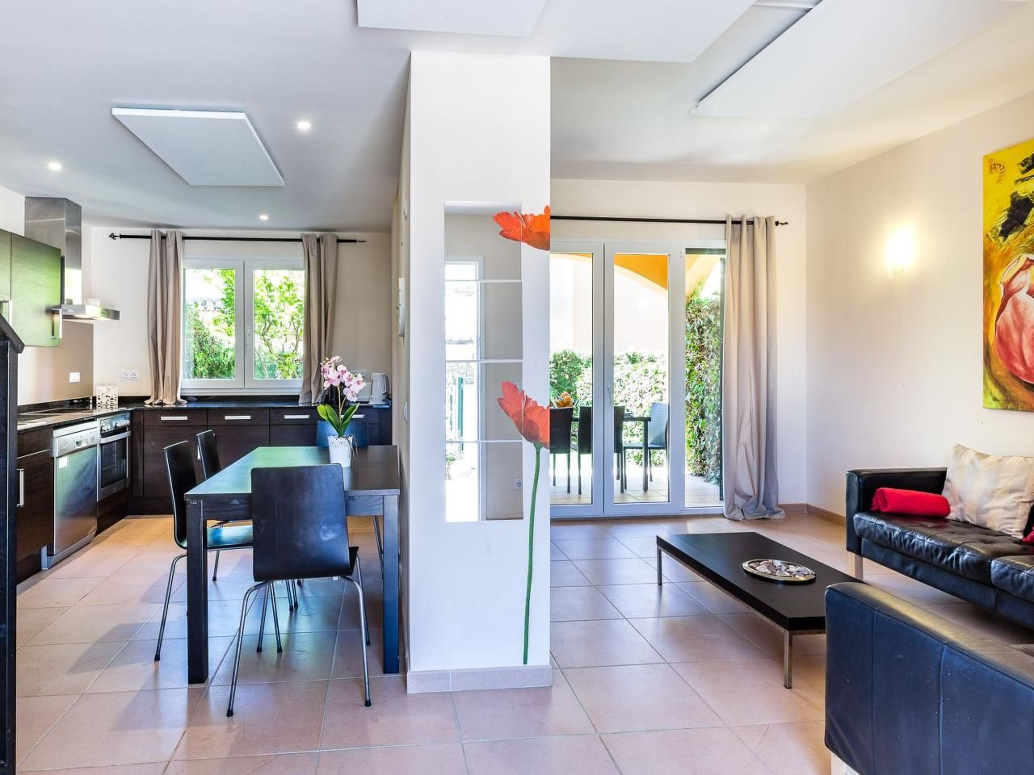 Strandnahes Ferienhaus mit Terrasse-Binnen